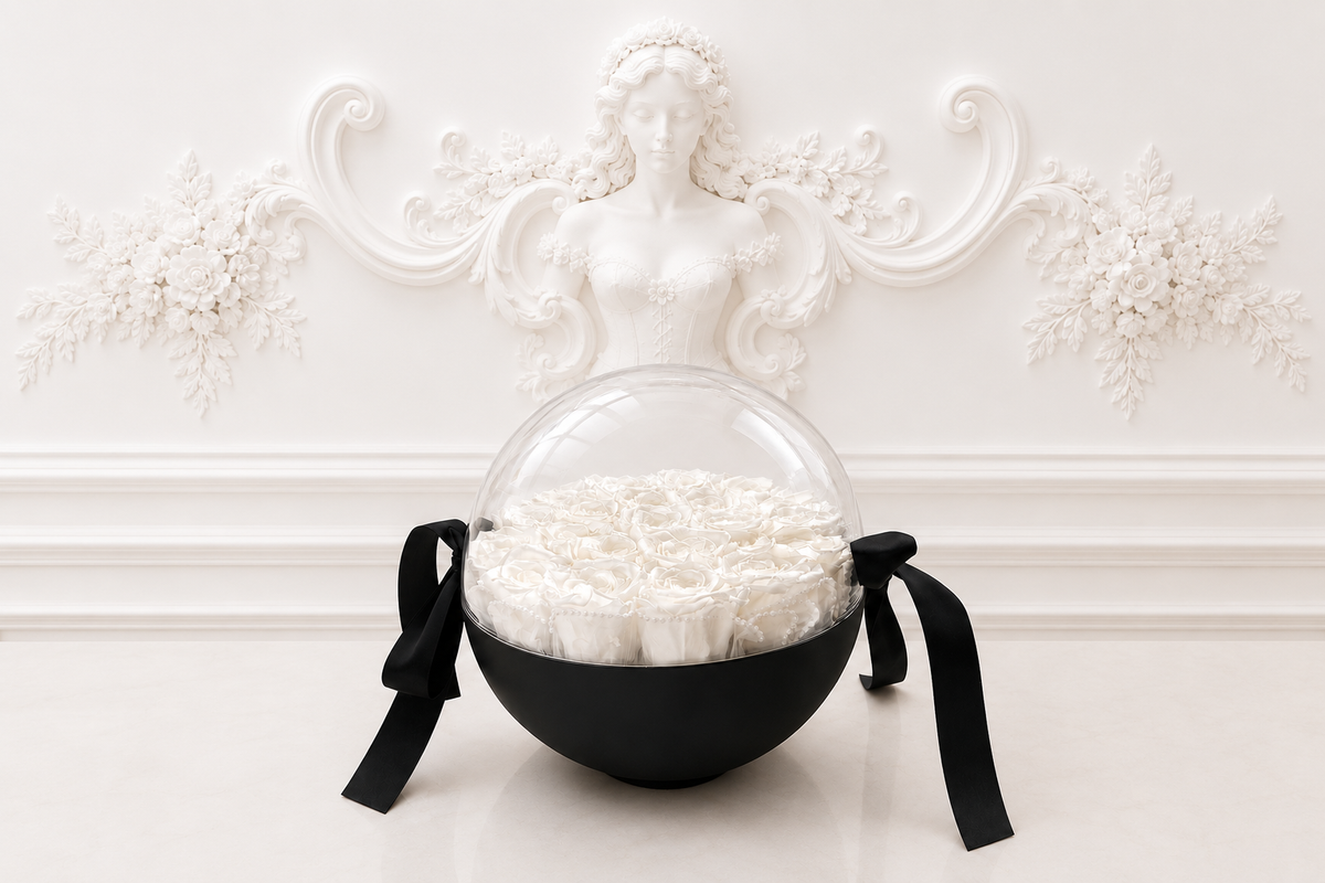 Jardin éternelle sous cloche blanc